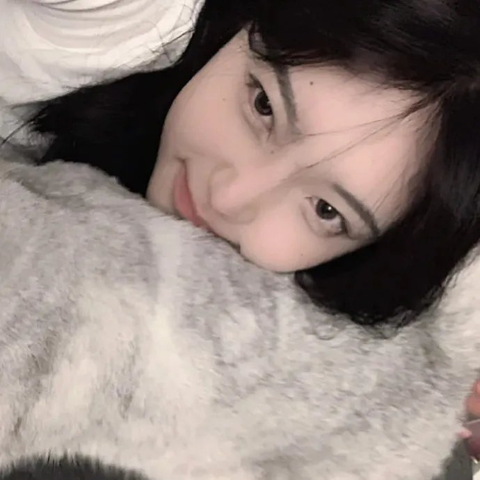 校草是女生